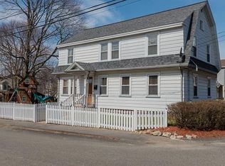 76 School St, Braintree, MA 02184