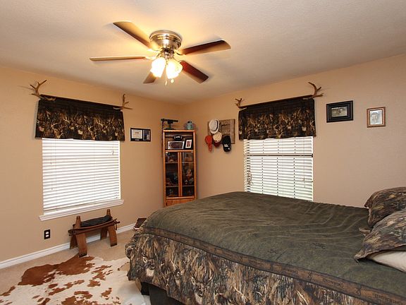 2nd image of 4812 Fm 775