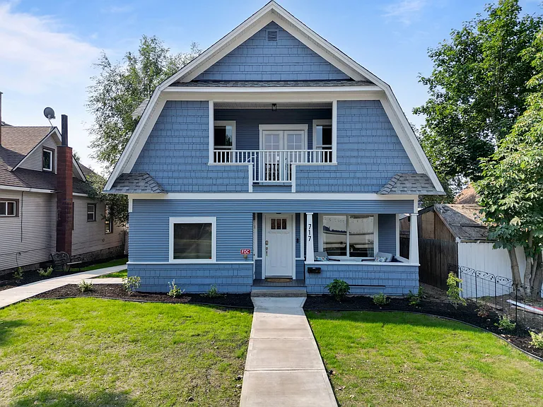 717 W Spofford Ave #201 — Photo 15