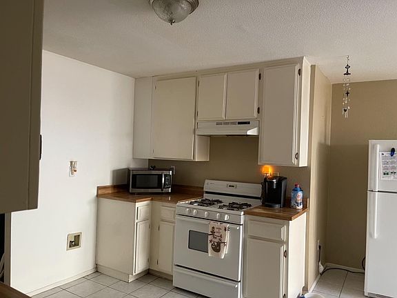 4th image of 14465 Linden St