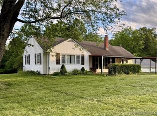 677 Lake Rd SE, Corydon, IN 47112
