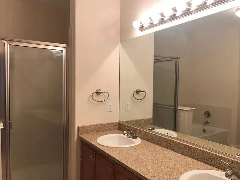 9079 E Panorama Cir #311 — Photo 10