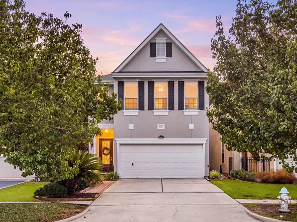 137 White Dr, Bellaire, TX 77401
