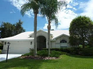 6806 Stone River Rd, Bradenton, FL 34203