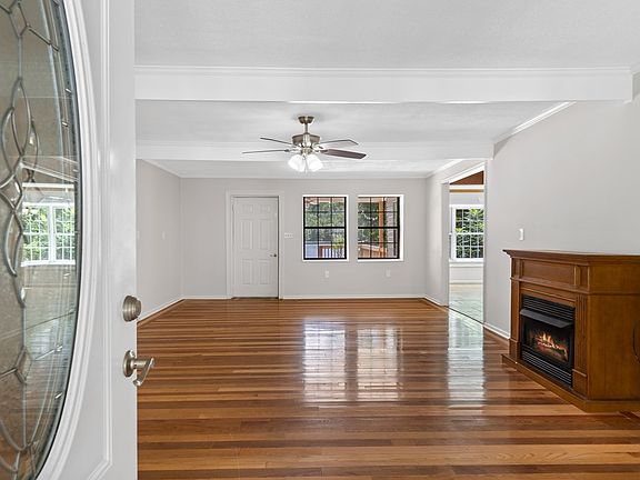 4th image of 274 S Steel Bridge Rd