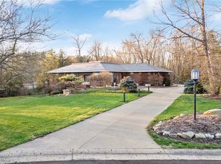 609 Magnolia Cir SE, North Canton, OH 44709