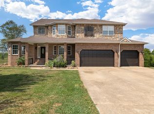 1109 Spring Breeze Ct, Nixa, MO 65714