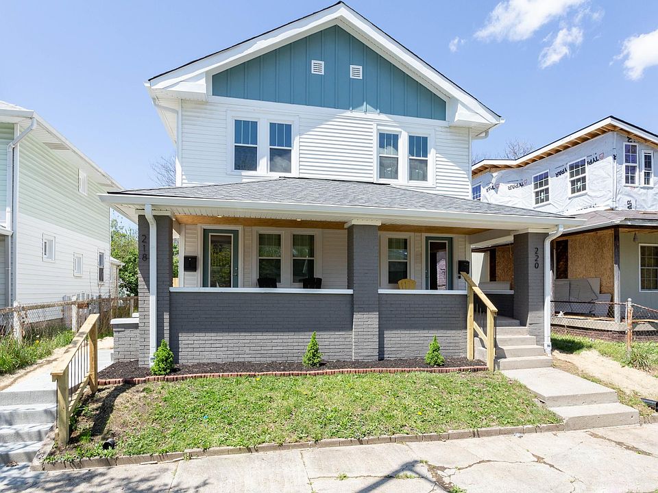1st image of 220 Jefferson Ave #220