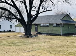 150 Erickson Rd, Rochelle, IL 61068
