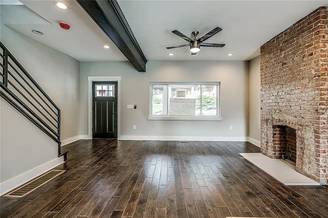 3 bed, 1870 sqft, $3,000 — Photo 4