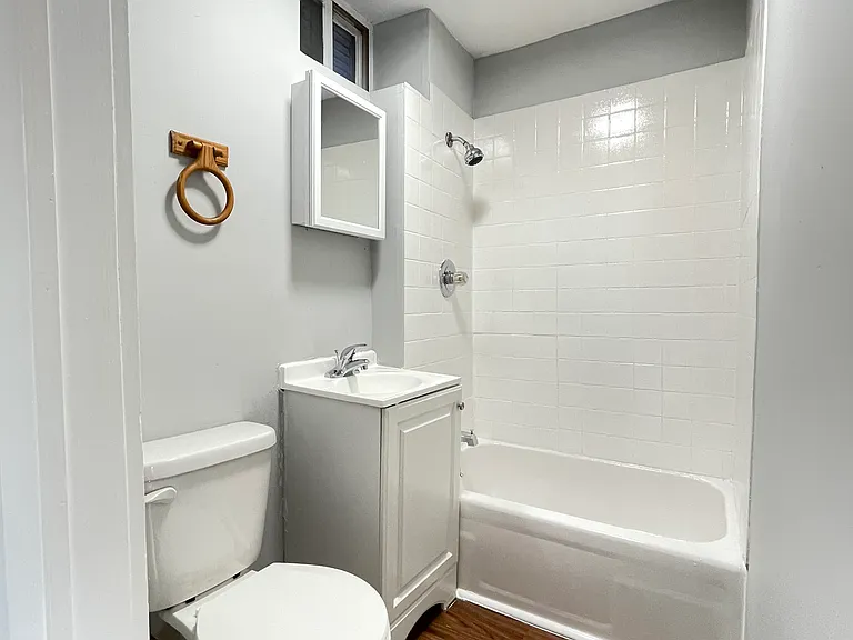 137 Governor St #200 — Photo 6
