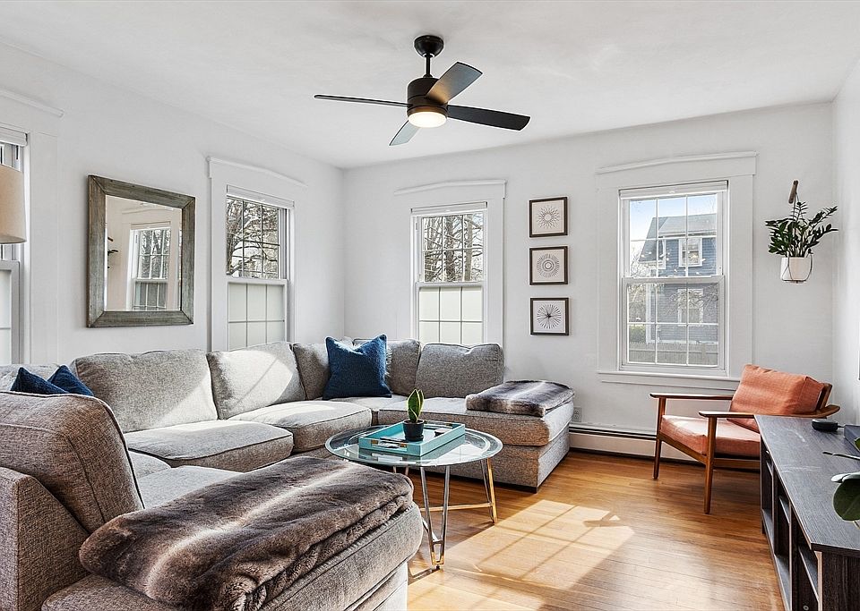 102 Centre St, Danvers, MA 01923 Zillow