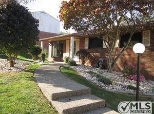 127 Elm Crest Dr, Wheeling, WV