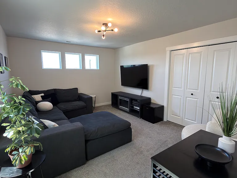 Bedroom 2 or Bonus/Flex room