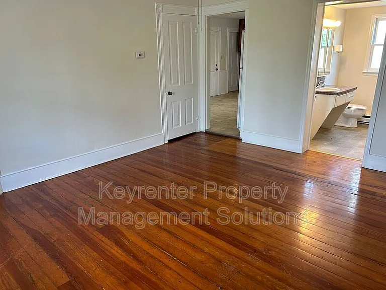 209 Tanner Ln — Photo 17