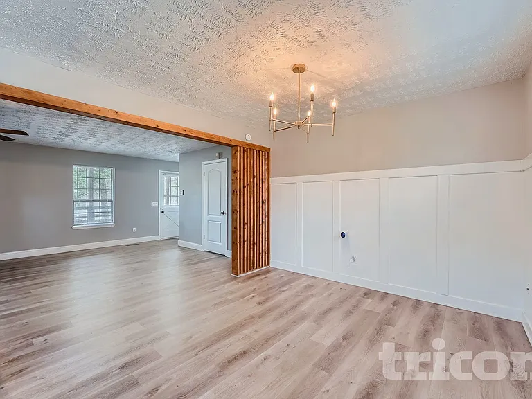 4305 Treeline Way — Photo 15