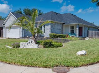 182 Whistlers Cove Rd, Rockport, TX 78382
