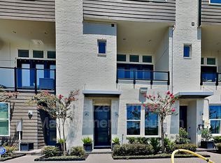7 N Saint Charles St #G, Houston, TX 77003