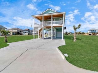 4050 Miramar Ct, Galveston, TX 77554