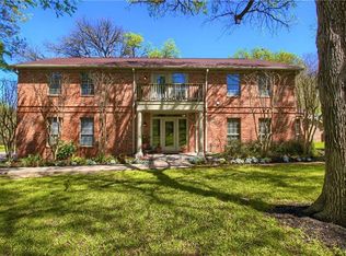 205 E 11th St, Elgin, TX 78621