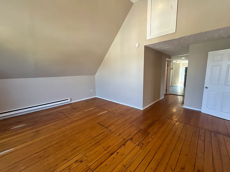 94 Chatham St #1 — Photo 9