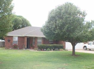 1415 Kings Row, Plainview, TX 79072