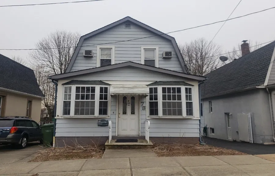 73 Evergreen Ave photo 1