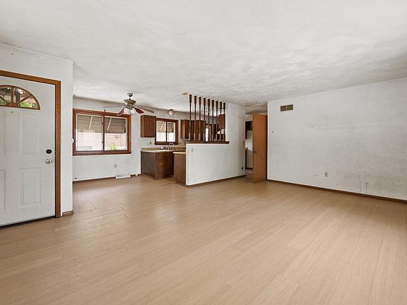 4th image of 6083 S 20th STREET
