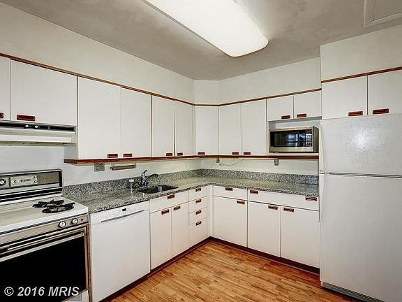 5th image of 4803 Ertter Dr