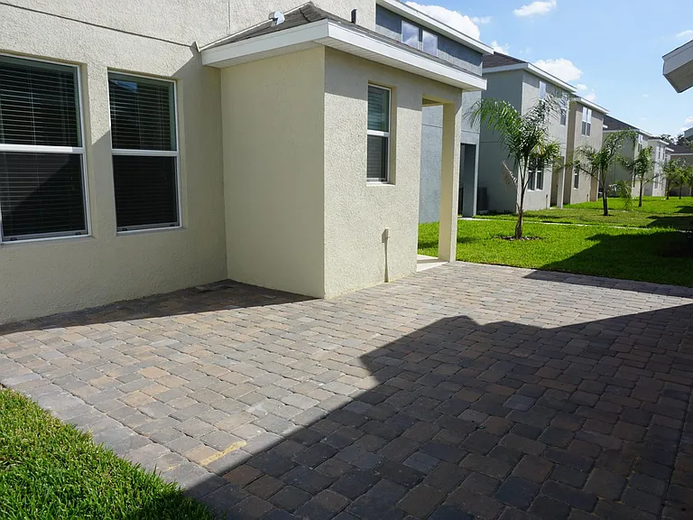 11084 Folklore St — Photo 32
