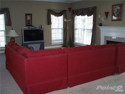 2nd image of 716 Stonecastle Pl