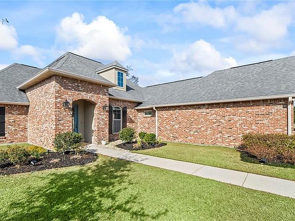 5th image of 266 Saw Grass Loop