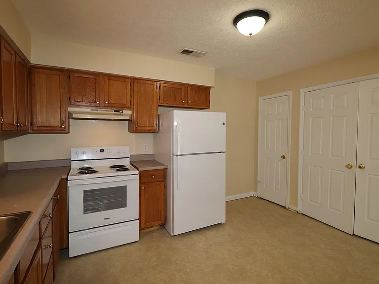 107 Floyd Ct — Photo 7