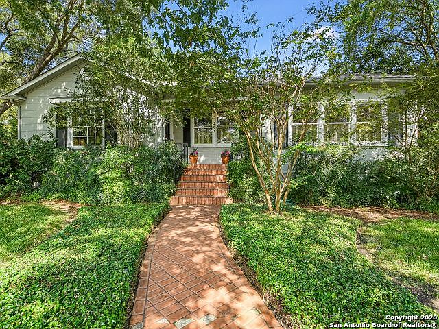 1st image of 201 E Oakview Pl