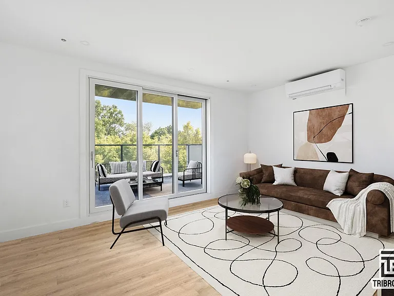 461 Lexington Ave #4 — Photo 3