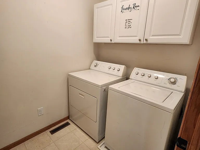8887 Partridge Rd — Photo 11