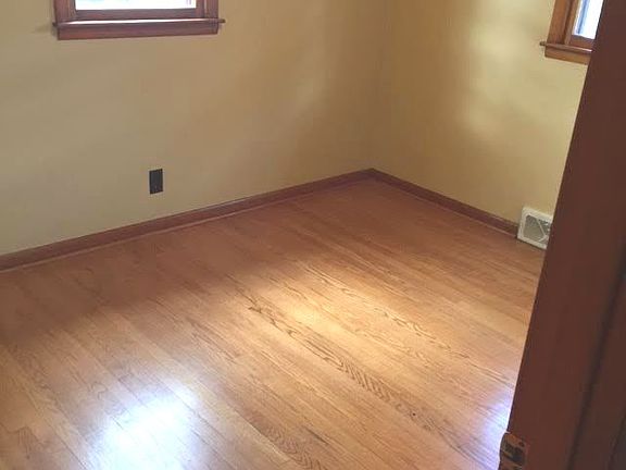 5th image of 207 Darst Ave