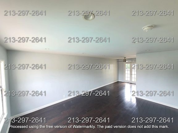 3rd image of 14355 Burbank Blvd APT 11