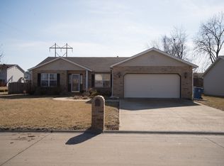 2354 Coniferous Dr, Shiloh, IL