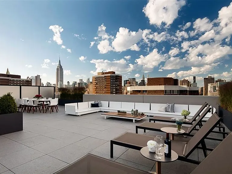 385 1st Ave #21B — Photo 9