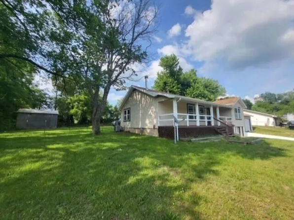 513 W 7th Street, Mountain Grove, MO 65711