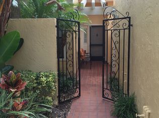156 Regents Ct, Melbourne, FL 32940