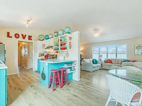 5010 MARSH ROAD, Mcfarland, WI 53558