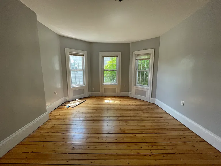 18 Andrews St #2 — Photo 7