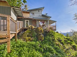 2555 Sunset Ridge Rd, Blocksburg, CA 95514