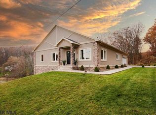 141 Hickory Hollow Ln, Port Matilda, PA 16870