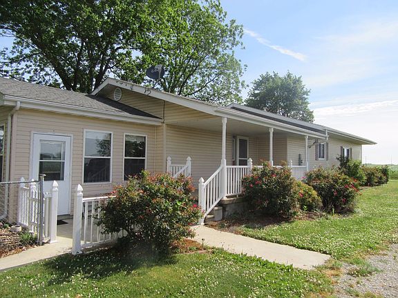 2nd image of 923 County Road 1850n