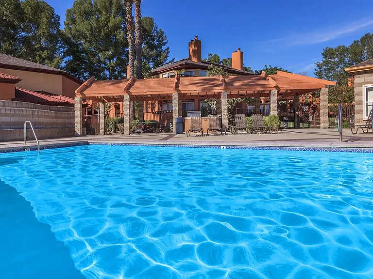 26160 Laguna Ct — Photo 4