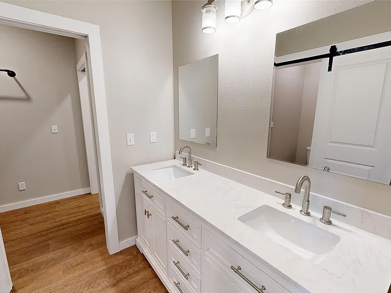8761 S 4180th Rd — Photo 11