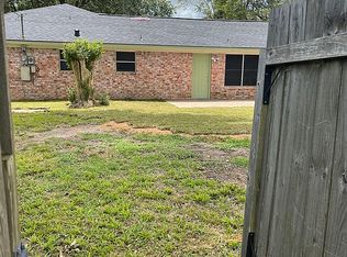 1109 Bayou Dr, Alvin, TX 77511